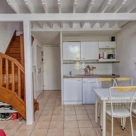 Appartement Charming House Close To The Sea With Swimming Pool